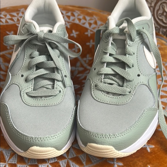 Nike New Mint Green Sneakers with White Accents - Picture 1 of 4